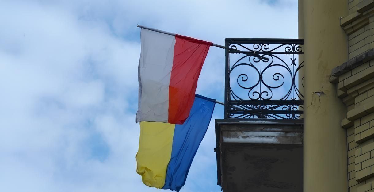 Photo: Poland Urges U.S. to Resume Arms Deliveries to Ukraine After Consulate Hit. Source: Ukrinform