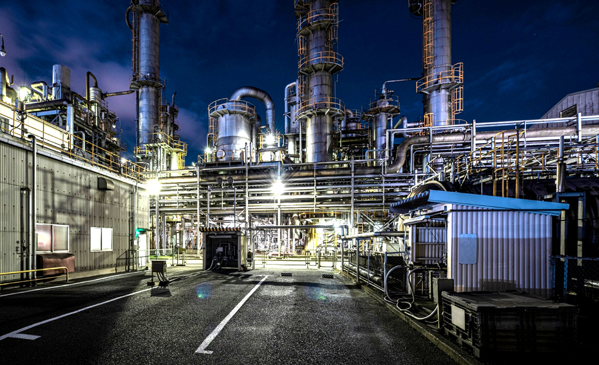 Amid Sanctions Talk, India’s Largest Refinery Increases Non-Russian Oil Supplies. Source: freepik
