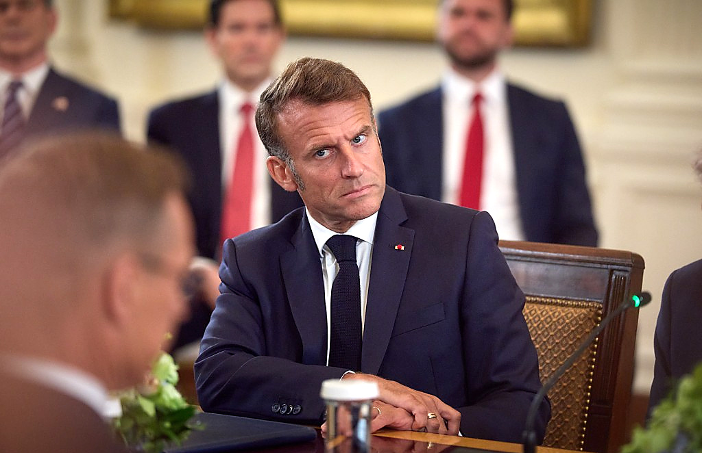 French President Skeptical of Russian Peace Intentions French President Skeptical of Russian Peace Intentions. Source: president-gov-ua