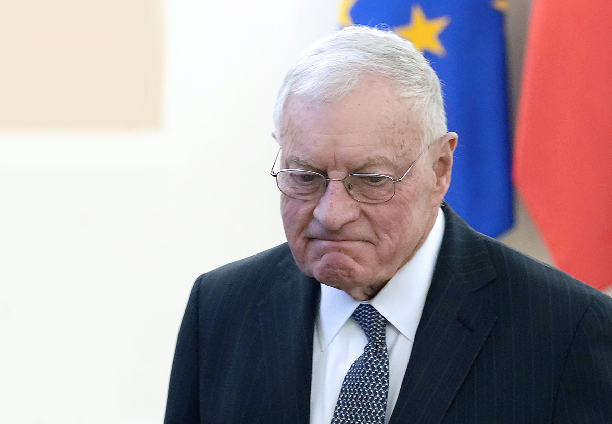 “Very Hard Work”: US Envoy Describes Efforts Toward Ukraine Peace “Very Hard Work”: US Envoy Describes Efforts Toward Ukraine Peace. Source: AP