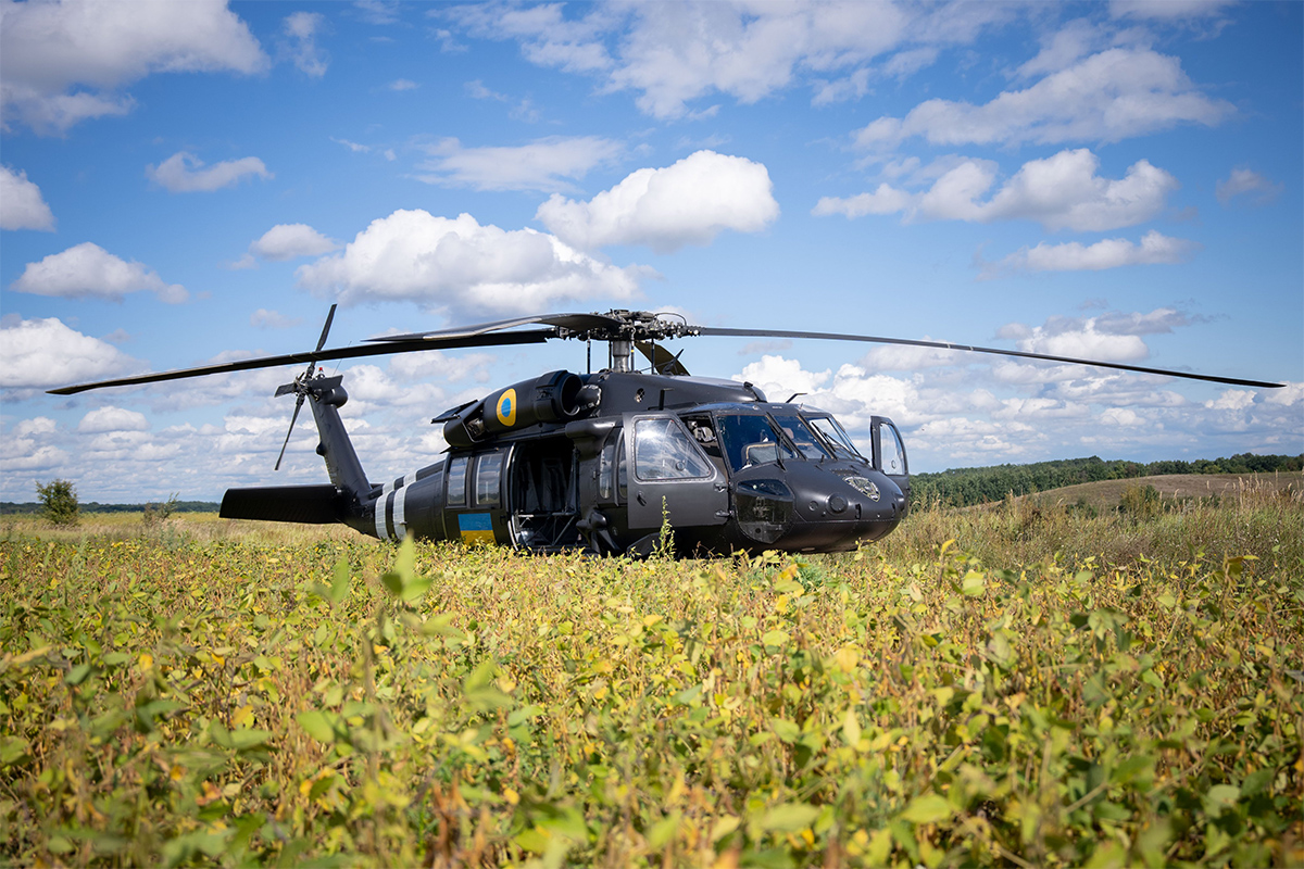 Ukraine Gets Black Hawk Helicopter as Czech Public Raises $3 Million Photo: Ukraine Gets Black Hawk Helicopter as Czech Public Raises $3 Million. Source: x-com-DarPutinovi