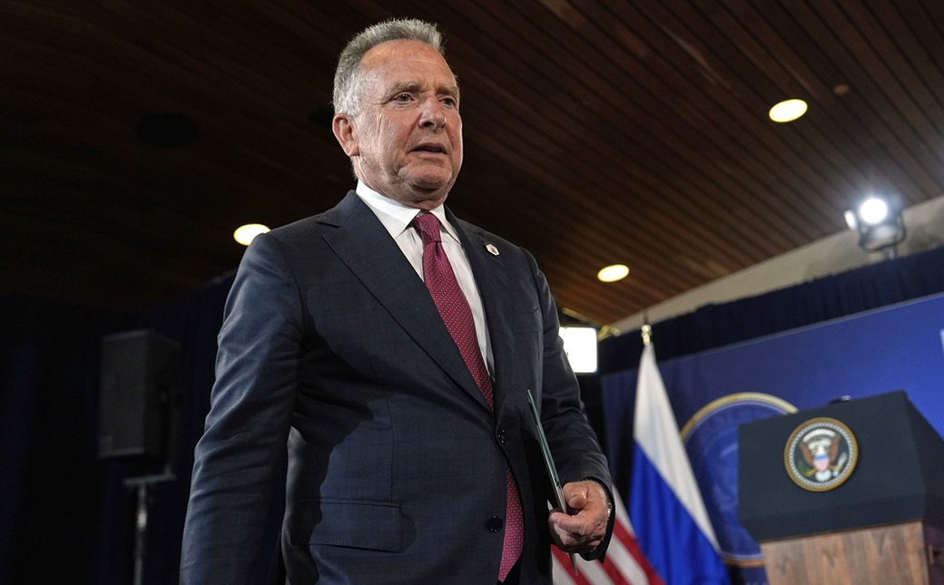 US Envoy Witkoff to Meet Ukrainians in New York, Calls It ‘Big Signal’ Photo: US Envoy Witkoff to Meet Ukrainians in New York, Calls It ‘Big Signal.’ Source: AP