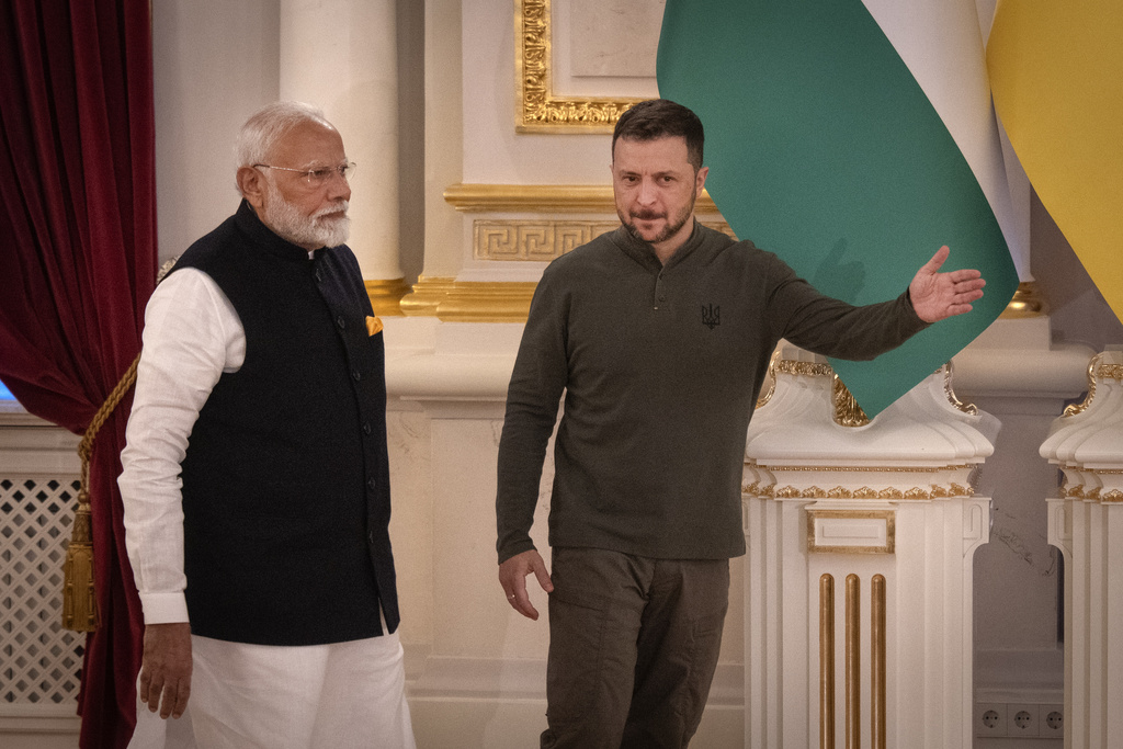 Indian Prime Minister Narendra Modi, left, meets with Ukrainian President Volodymyr Zelenskyy in Kyiv, Ukraine, on Friday, Aug. 23, 2024. Source: Efrem Lukatsky