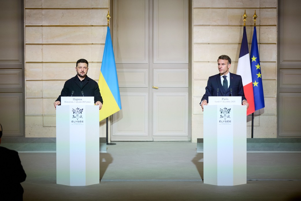 Volodymyr Zelenskyy and  Emmanuel Macron  at  joint press conference  in Paris. Source:president.site