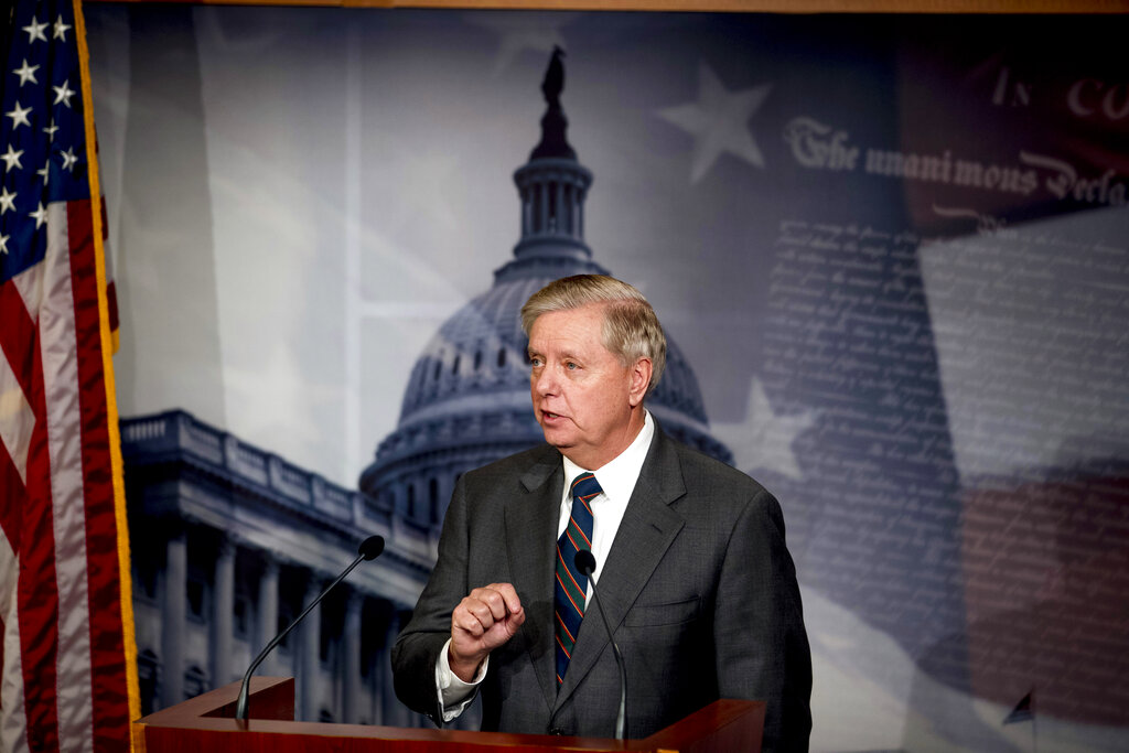 Photo: U.S. Senator Graham Urges Seizure of Russian Oil Tankers, Tomahawk Missiles for Ukraine. Source: AP