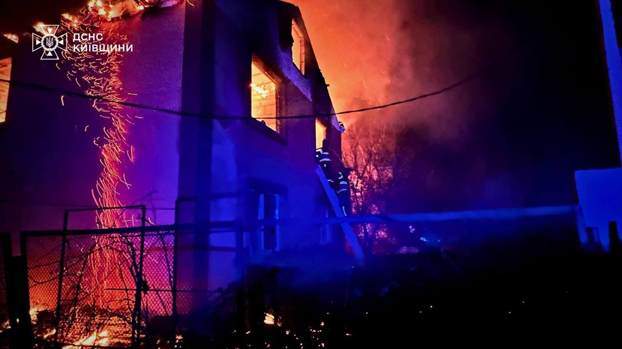 Kyiv Targeted Again as Russia Continues Night-Long Assault. Source: Telegram/ DSNS