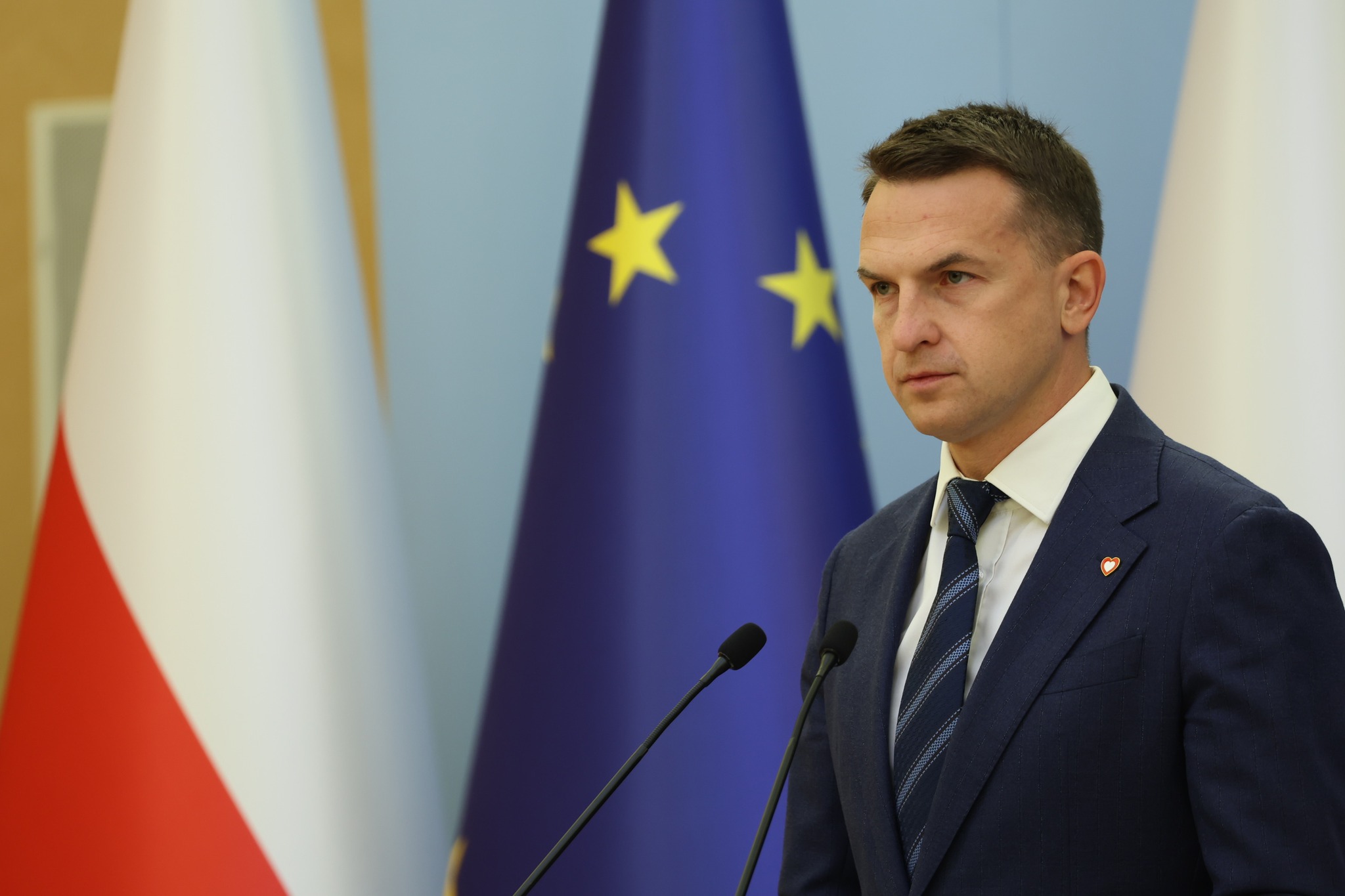 Poland Urges EU Probe Into TikTok Over AI-Generated Russian Disinformation. Source: Facebook/ Adam Szłapka