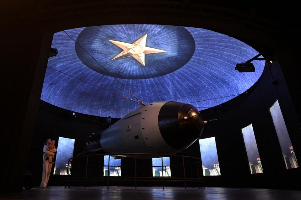 Russia’s Space Weaponry Escalation Alarms Western Defense Experts. Source: Getty Images