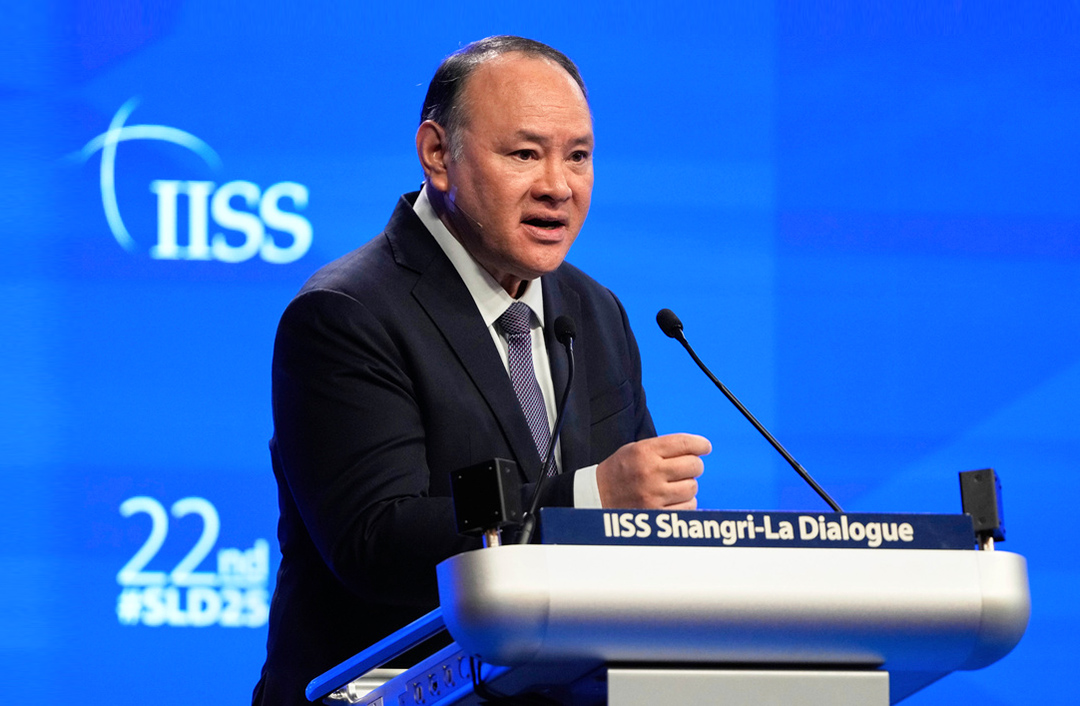 Photo: Philippines Eyes Strategic Defense Cooperation with Ukraine at Shangri-La Dialogue. Source: AP