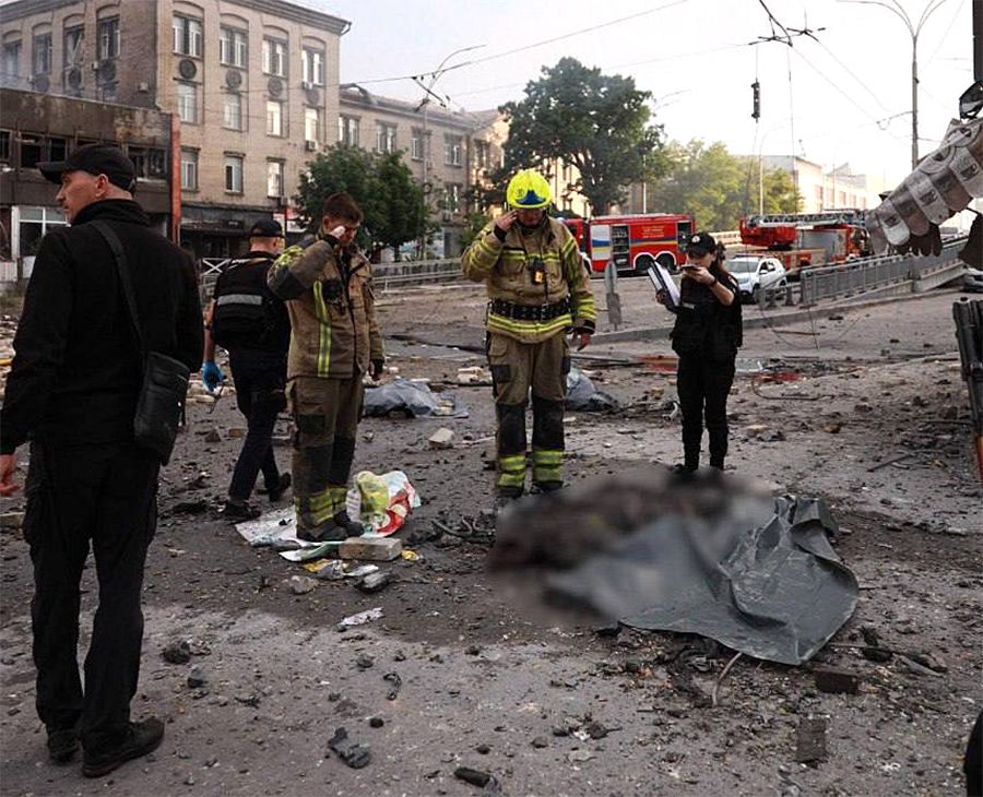 Photo: Fallen Heroes: Three Ukrainian Firefighters Killed in Line of Duty During Russian Missile Attack. Source: dsns