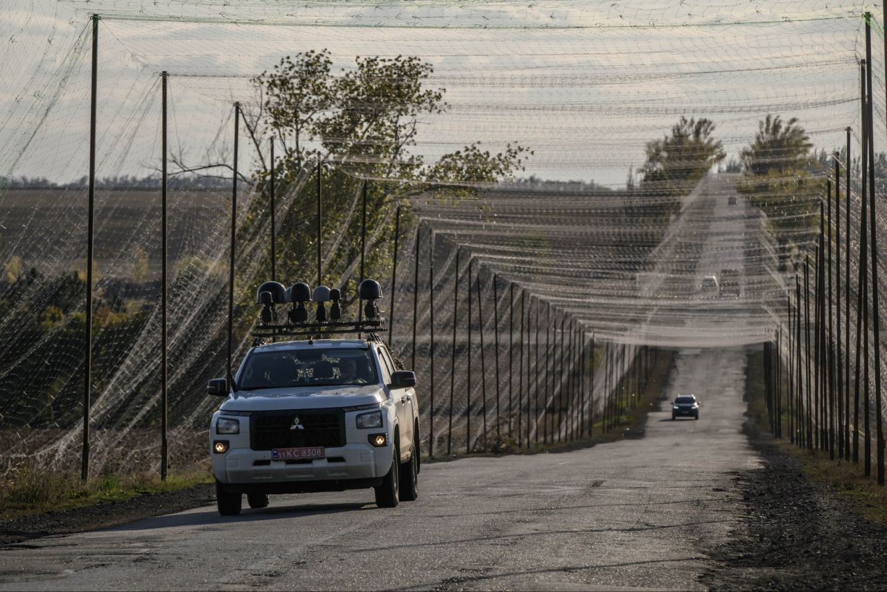 Photo: French Fishers Turn Old Nets Into Anti-Drone Shields for Ukraine. Source: Getty Images