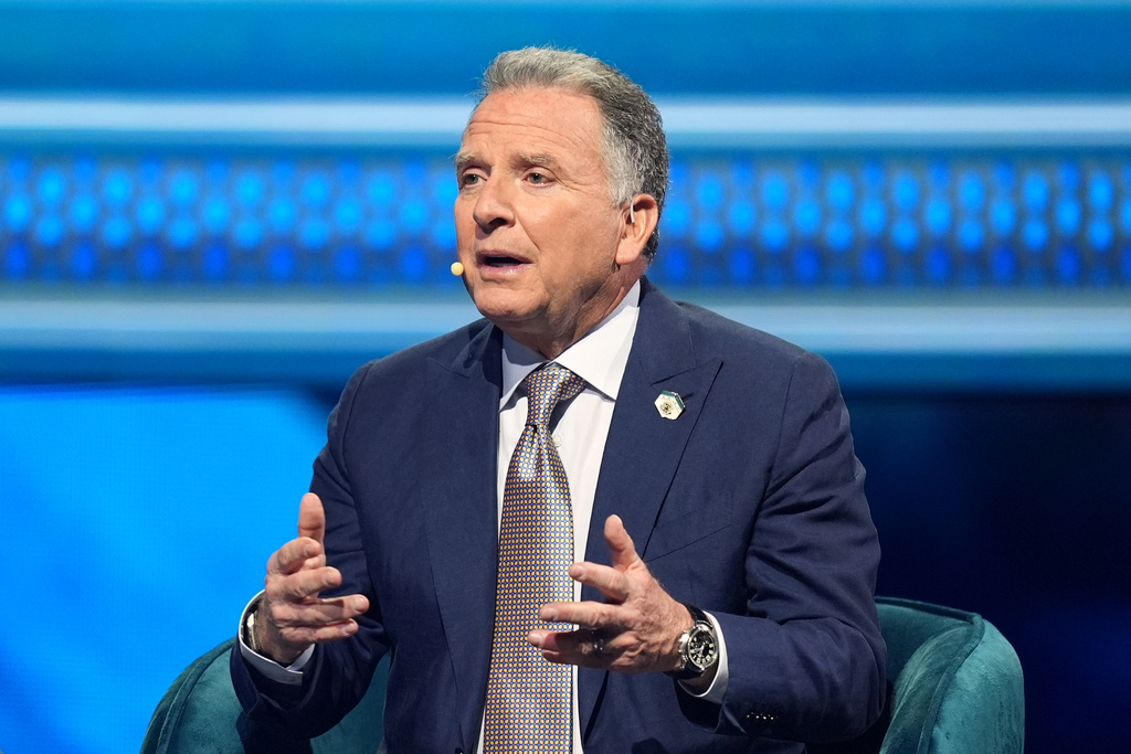 Photo: Leaked Call Reveals Trump Envoy Coaching Putin Aide on Ukraine Peace Pitch. Source: AP