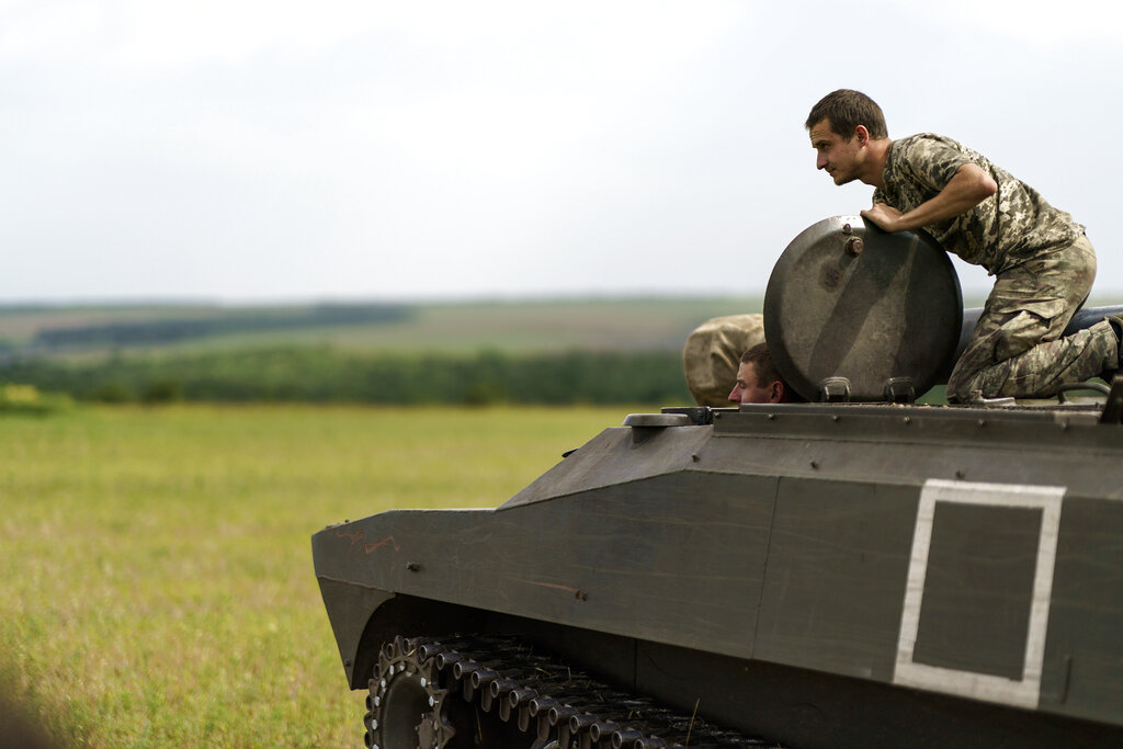 Photo: Czech Republic Poised to Send Modernized T-72M4CZ Tanks to Ukraine. Source: AP