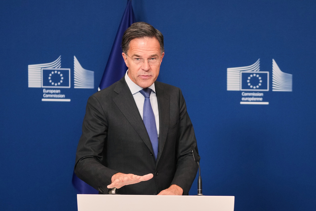 Photo: NATO Weighs Military Response to Russia’s Escalating Hybrid Warfare – FT. Source: AP