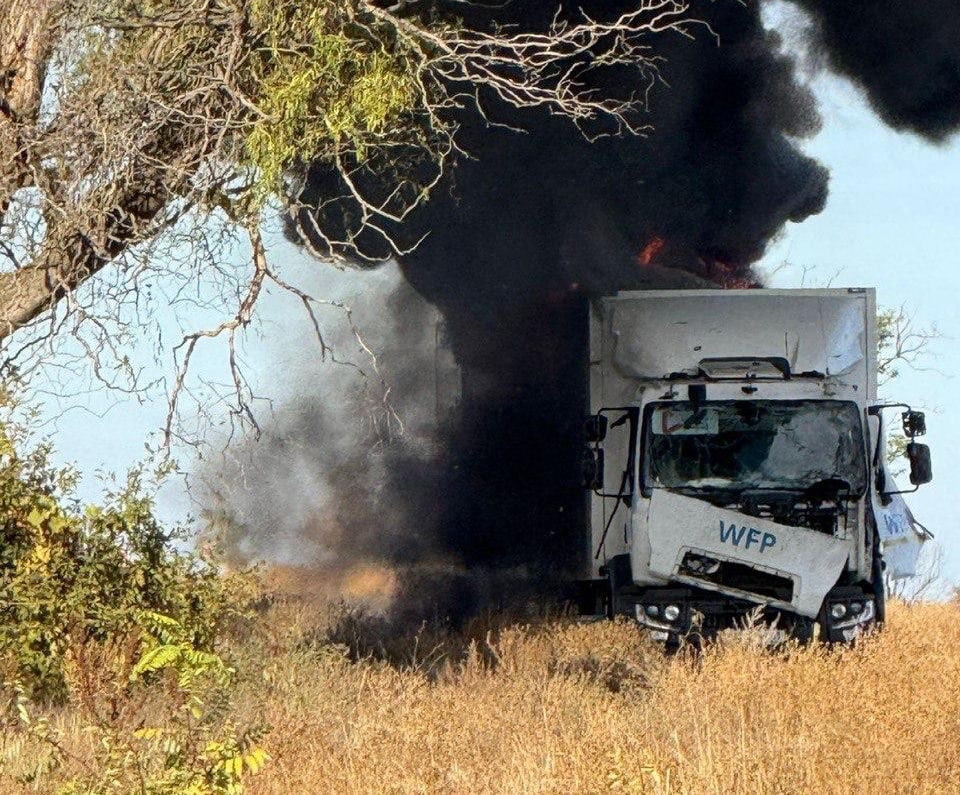 Drones and Artillery Strike UN Aid Trucks in Southern Ukraine Drones and Artillery Strike UN Aid Trucks in Southern Ukraine. Source: tg-oleksandr-prokudin