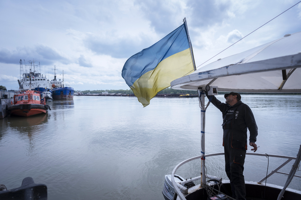 Ukraine Ships 90 Million Tons of Grain Through Black Sea Corridor Despite War Photo: Ukraine Ships 90 Million Tons of Grain Through Black Sea Corridor Despite War. Source: AP
