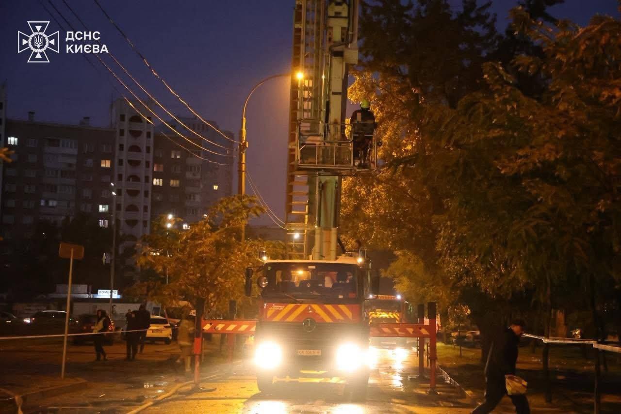 Russia Launches Massive Overnight Assault on Kyiv: Two Killed, Several Injured Photo: Russia Launches Massive Overnight Assault on Kyiv: Two Killed, Several Injured. Source: dsns