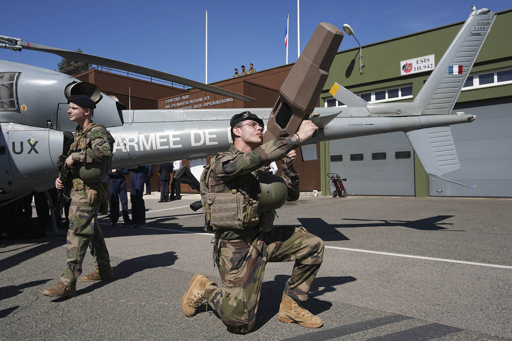 France Signals Readiness to Deploy Troops in Ukraine by 2026 Photo: France Signals Readiness to Deploy Troops in Ukraine by 2026. Source: AP