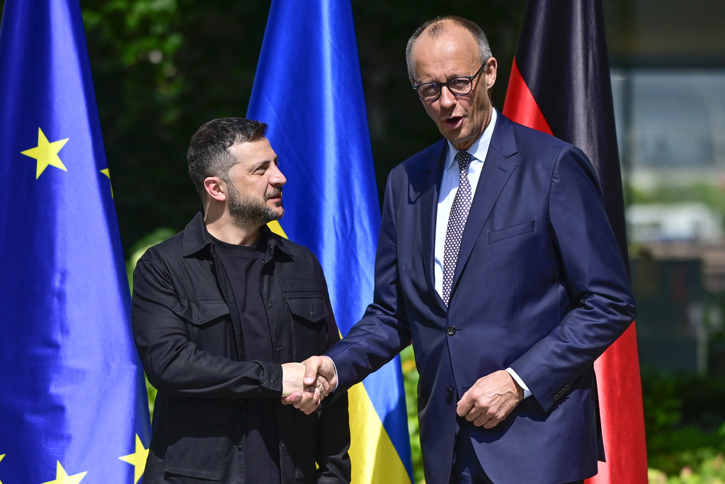 Spiegel: What Germany Could Offer for Ukraine’s Security Guarantees? Photo: Spiegel: What Germany Could Offer for Ukraine’s Security Guarantees? Source: AP