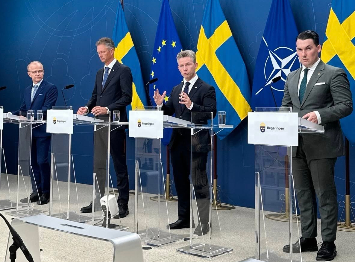 Sweden Announces 20th Military Aid Package for Ukraine, Plans Multi-Year Funding Sweden Announces 20th Military Aid Package for Ukraine, Plans Multi-Year Funding. Source: fb-paljonson