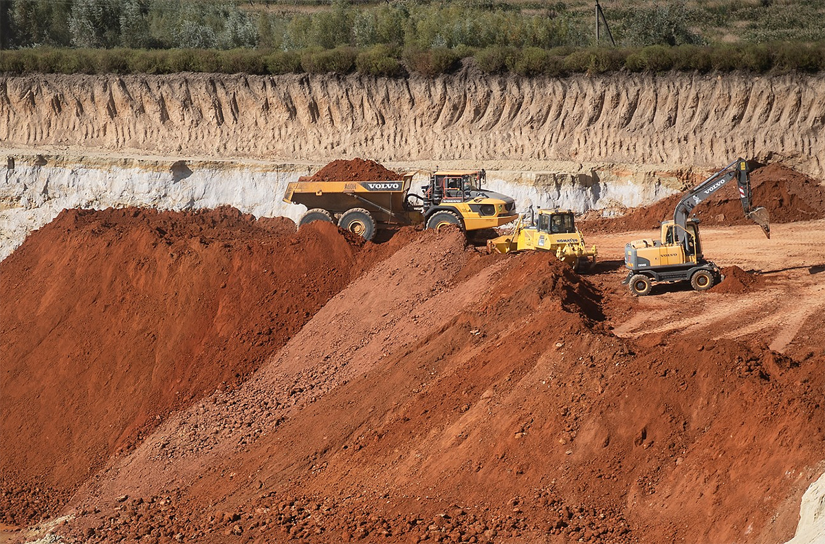 First U.S. Investment Visit Explores Mineral Opportunities in Central Ukraine. Source: fb-Oleksii-Sobolev