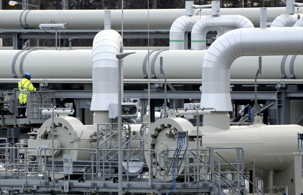 Energy Security at Risk: Ukraine Struggles to Fill Winter Gas Reserves Energy Security at Risk: Ukraine Struggles to Fill Winter Gas Reserves. Source: AP