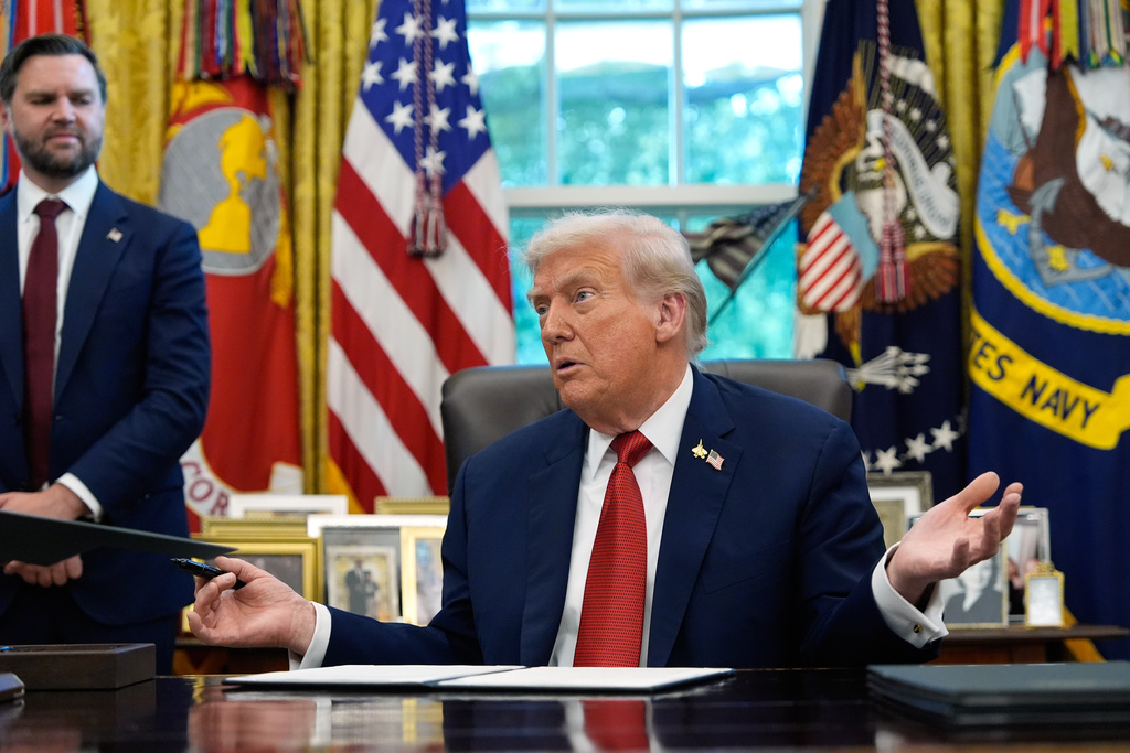 Photo: Trump Administration Weighs Ukraine’s Request for Tomahawk Missiles, Vance Says. Source: AP